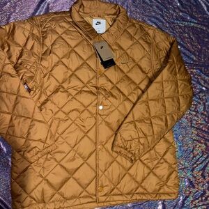 Nike Club Men's Lightweight Quilted Therma-FIT Insulated Jacket